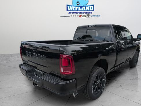 New 2026 RAM 2500 Laramie AWD/4WD image 8