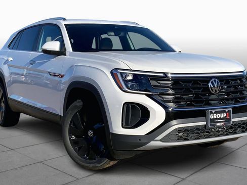 New 2026 Volkswagen Atlas Cross Sport SE AWD/4WD image 2