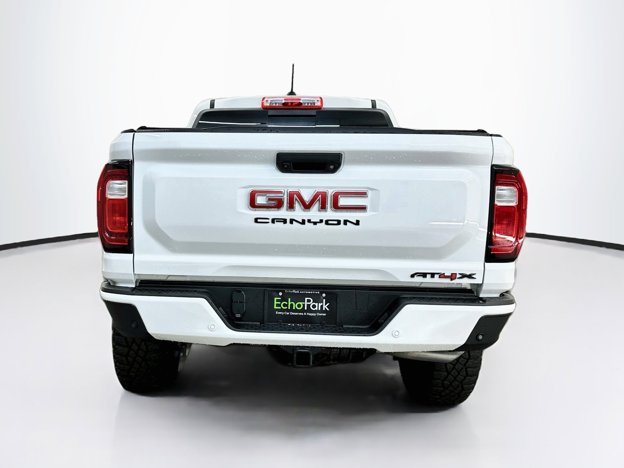 Used 2024 GMC Canyon AT4X AWD/4WD image 7