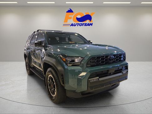 New 2026 Toyota 4Runner TRD Off-Road Premium AWD/4WD image 4