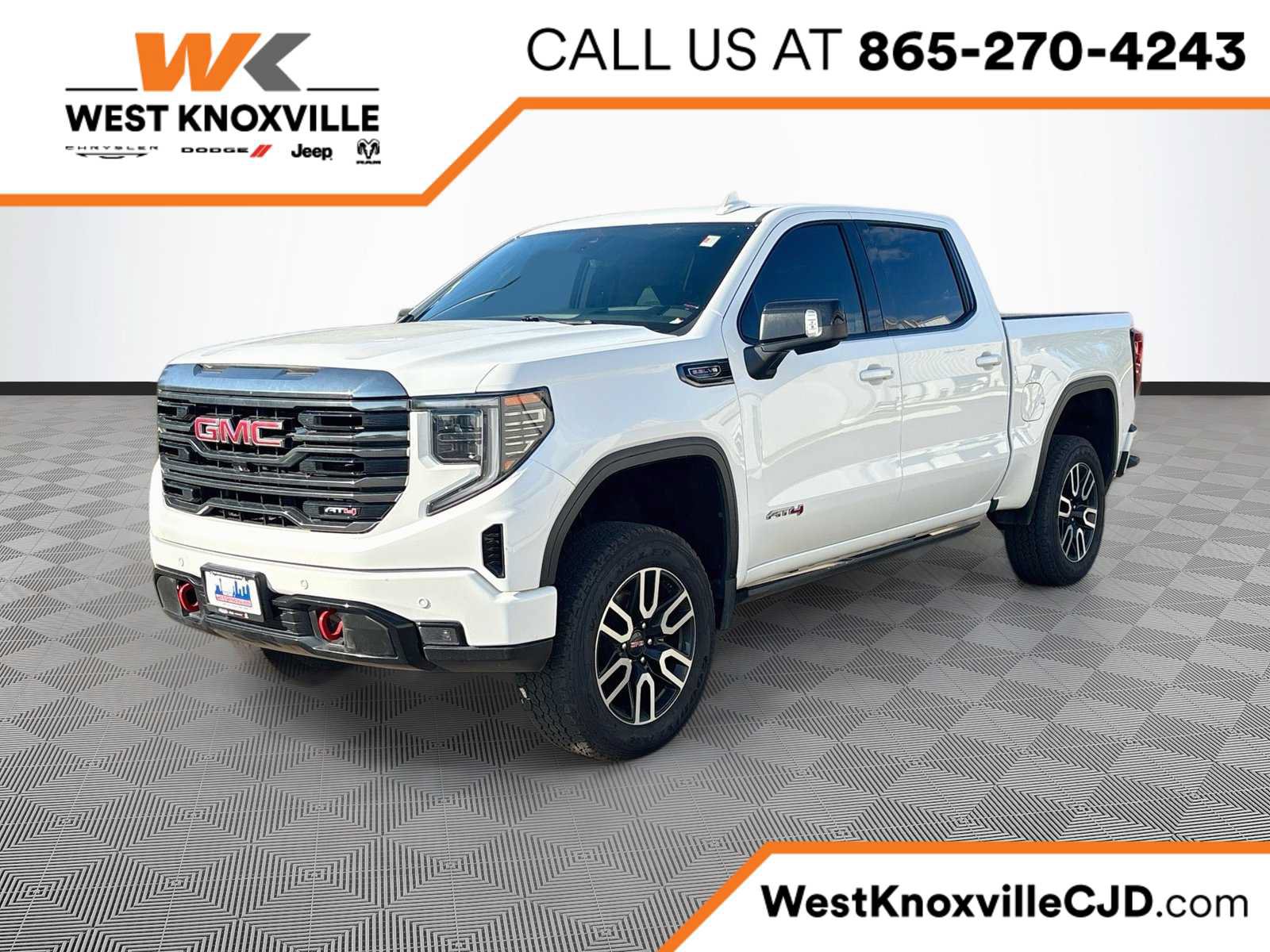 Used 2023 GMC Sierra 1500 AT4 w/ Technology Package AWD/4WD image 1