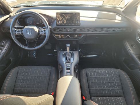 Certified 2024 Honda HR-V Sport image 11