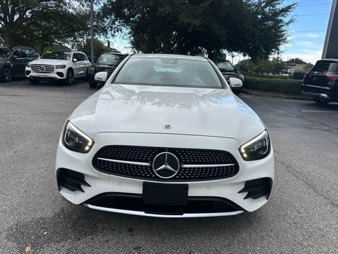 Used 2023 Mercedes-Benz E 350 4MATIC Sedan image 11