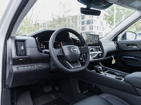 New 2026 Nissan Pathfinder Platinum w/ Accent Package AWD/4WD image 24