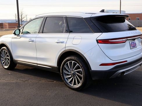 Used 2024 Lincoln Corsair Reserve w/ Equipment Group 201A image 15