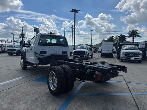 New 2025 Ford F550 4x4 Regular Cab Super Duty image 7