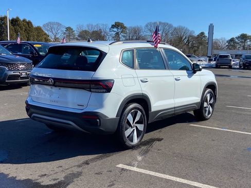 Used 2025 Volkswagen Taos S image 4