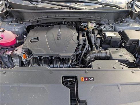 New 2025 Hyundai Tucson Limited image 17