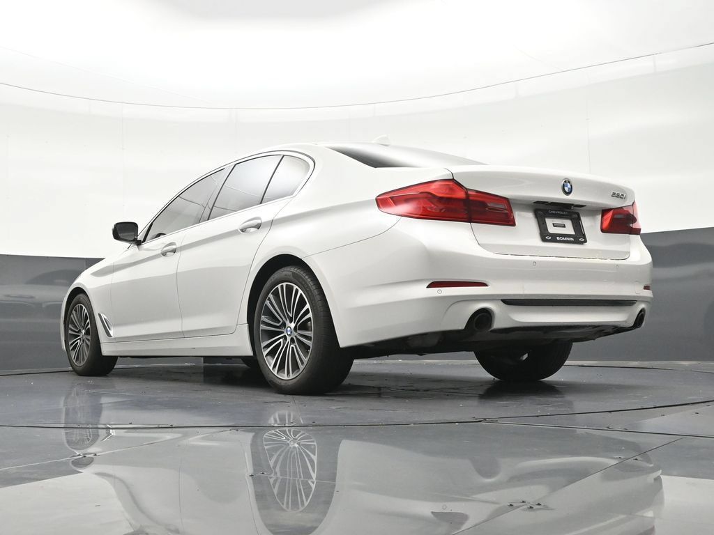 Used 2019 BMW 530i w/ Convenience Package RWD image 25