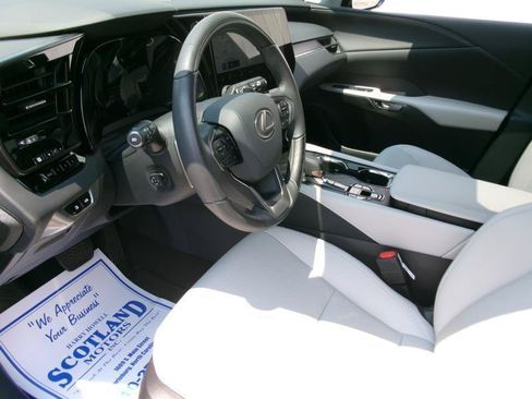 Used 2026 Lexus RX 350 Premium w/ Accessory Package (Z1) AWD/4WD image 13