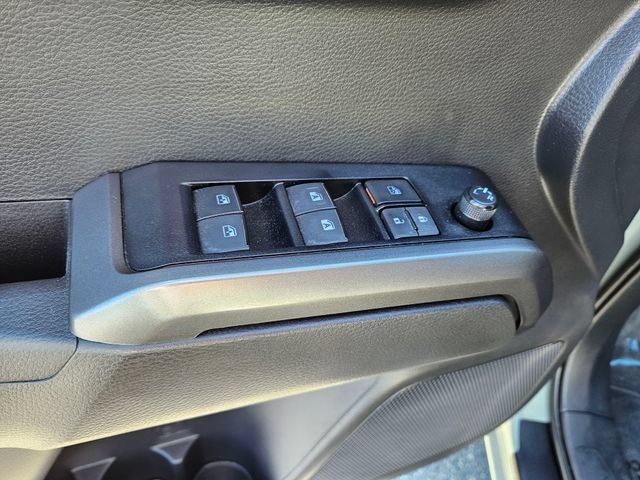 Used 2023 Toyota Tacoma TRD Sport w/ Black Out Package (TMS) AWD/4WD image 26