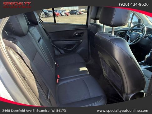 Used 2019 Chevrolet Trax LT w/ Driver Confidence Package AWD/4WD image 20