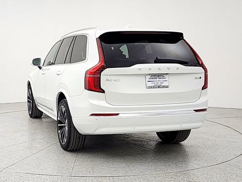 New 2026 Volvo XC90 B5 Plus w/ Protection Package image 6