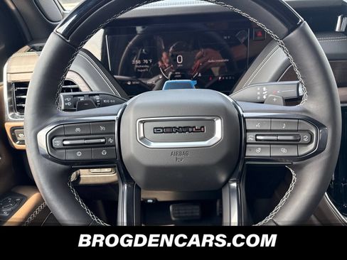 New 2026 GMC Yukon XL Denali Ultimate AWD/4WD image 4