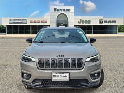 Certified 2023 Jeep Cherokee Altitude Lux AWD/4WD image 6