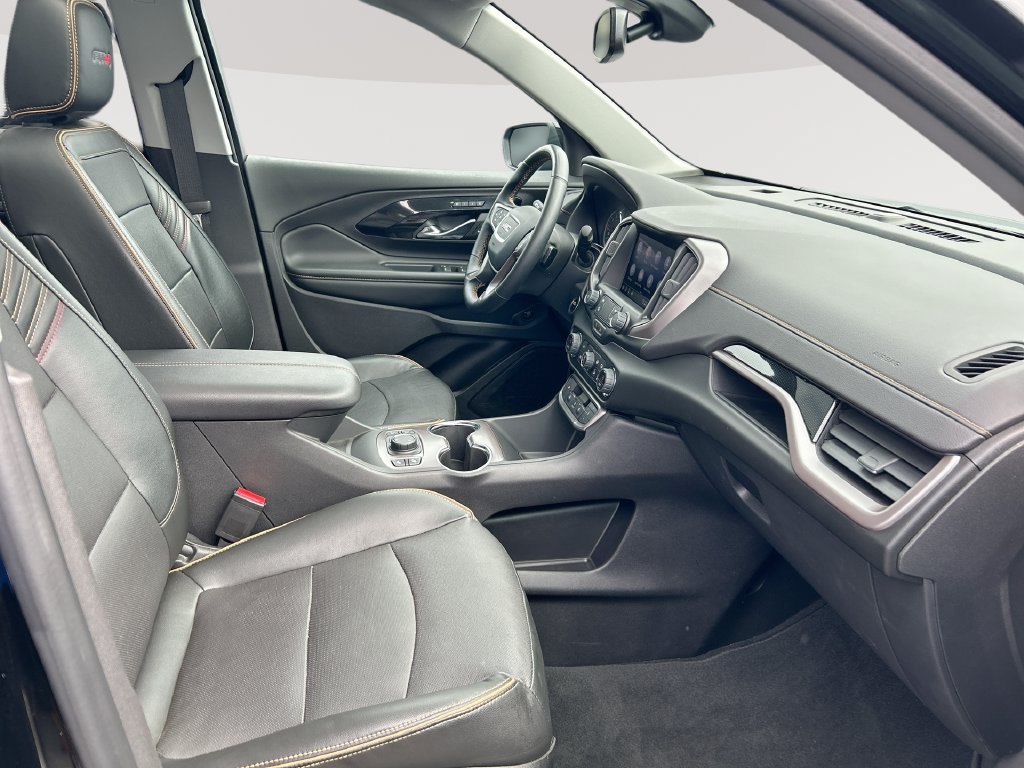 Used 2024 GMC Terrain AT4 AWD/4WD image 29