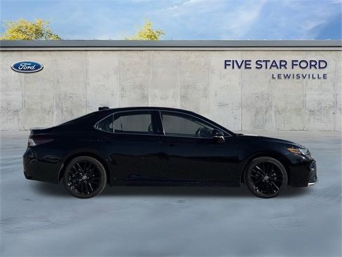 Used 2023 Toyota Camry XSE image 4