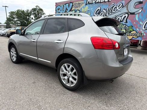 Used 2013 Nissan Rogue SL AWD/4WD image 4