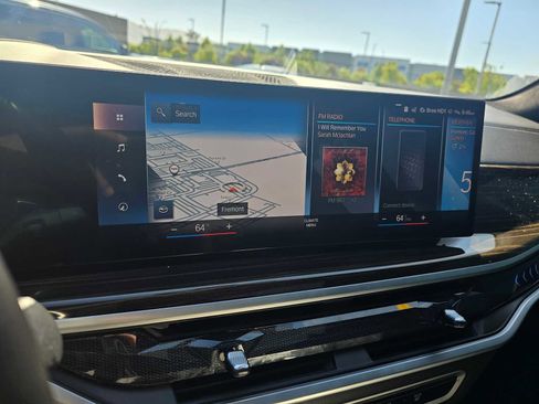Used 2023 BMW X7 xDrive40i w/ Executive Package AWD/4WD image 28