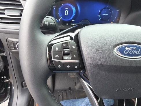 Certified 2022 Ford Escape Titanium w/ Class II Trailer Tow Package image 28