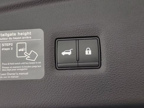 Certified 2025 INFINITI QX55 Essential AWD/4WD image 8