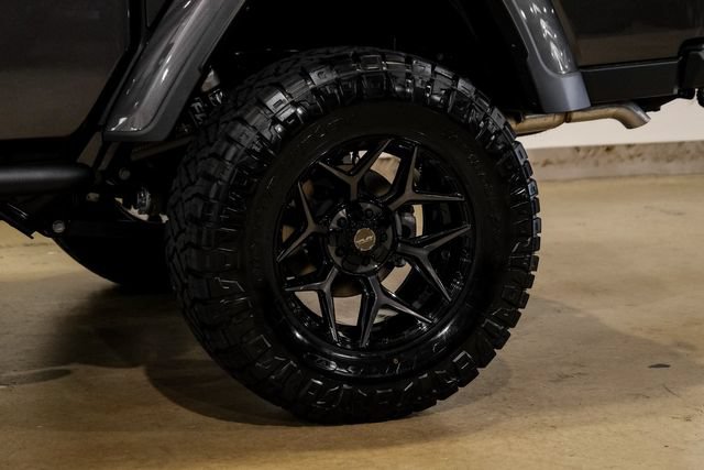 Used 2025 Jeep Gladiator Sport AWD/4WD image 53