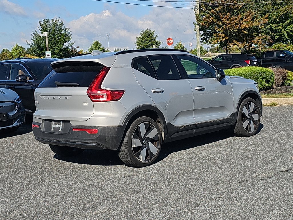 Used 2023 Volvo XC40 Recharge Ultimate AWD/4WD image 13