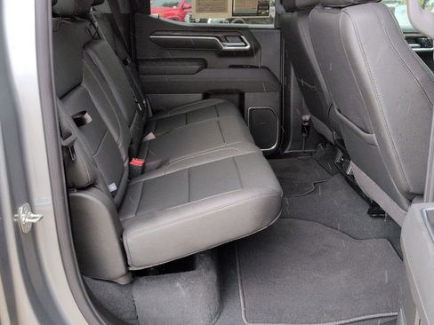 Used 2026 GMC Sierra 1500 SLT AWD/4WD image 19