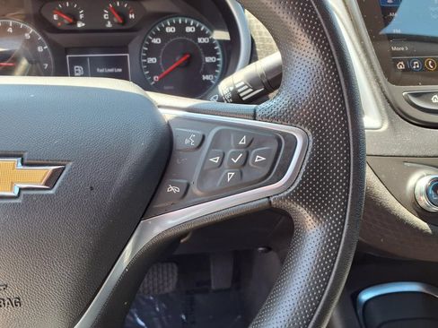 Used 2023 Chevrolet Malibu LT FWD image 26
