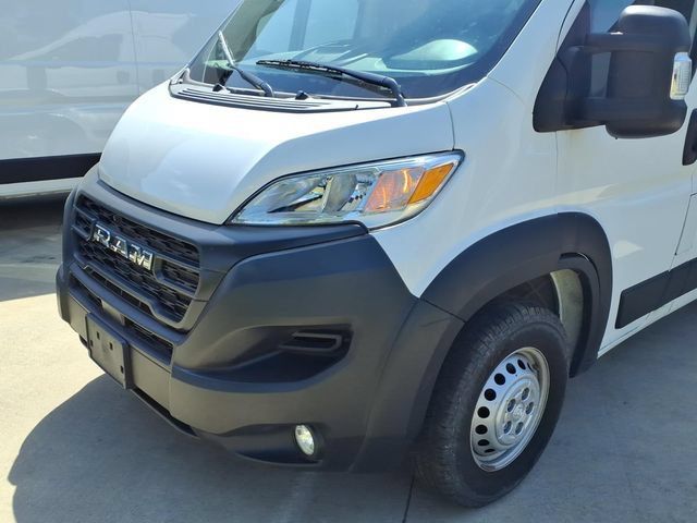 Used 2025 RAM ProMaster 2500 w/ Convenience Group FWD image 8