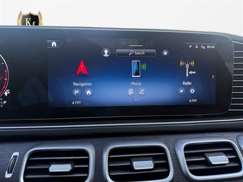 Used 2024 Mercedes-Benz GLS 450 4MATIC image 21