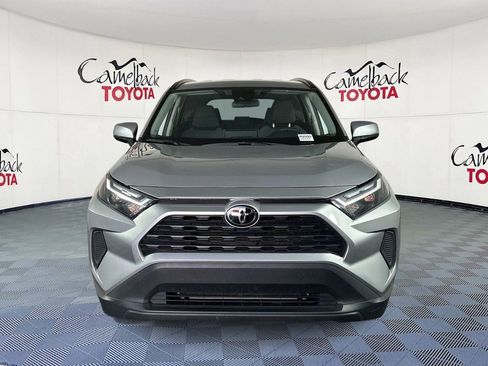 Used 2025 Toyota RAV4 XLE FWD image 2