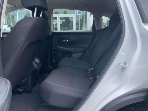 Used 2026 Honda HR-V LX image 9