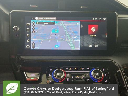 Used 2025 GMC Sierra 1500 AT4 w/ AT4 Premium Package image 26