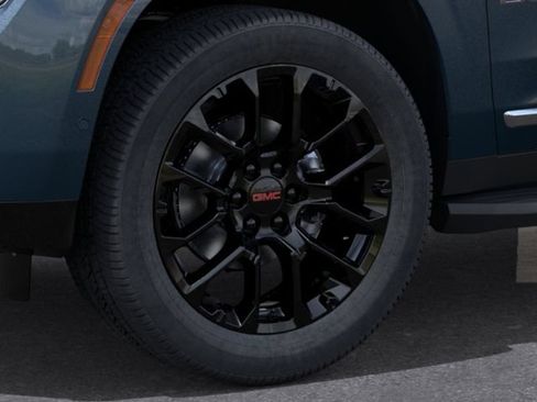 New 2026 GMC Yukon Denali w/ Advanced Technology Package AWD/4WD image 9