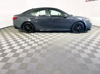 Used 2025 Toyota Camry SE video 2