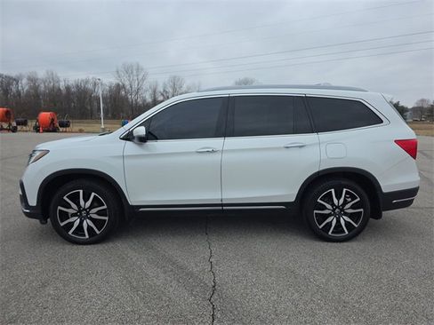 Used 2021 Honda Pilot Touring image 10