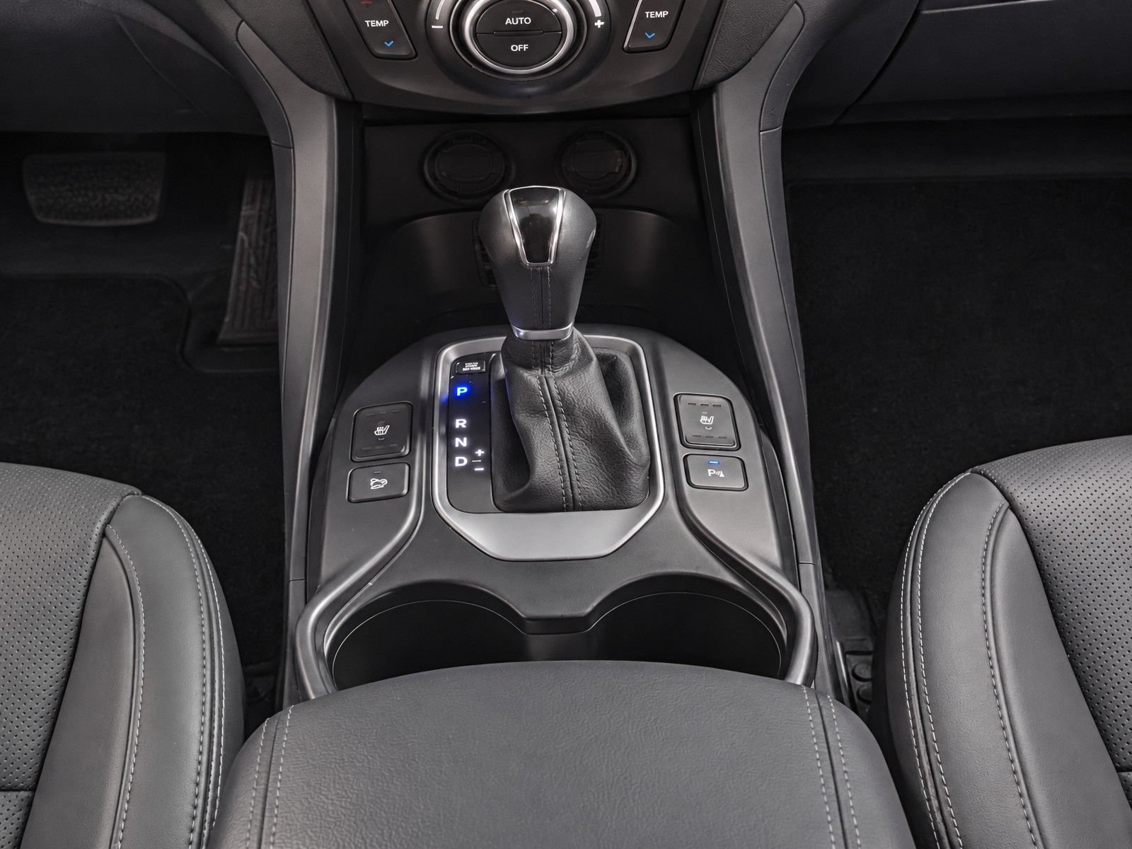 Used 2019 Hyundai Santa Fe XL FWD image 22