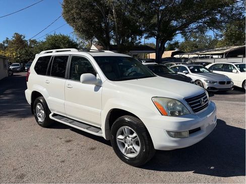 Used 2004 Lexus GX 470 image 3