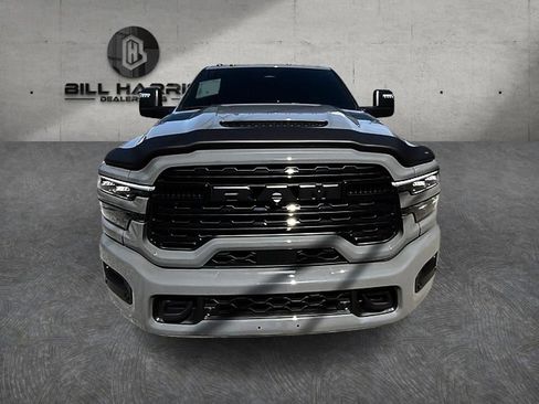 Used 2026 RAM 2500 Limited AWD/4WD image 2