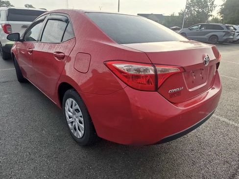 Used 2017 Toyota Corolla LE FWD image 4