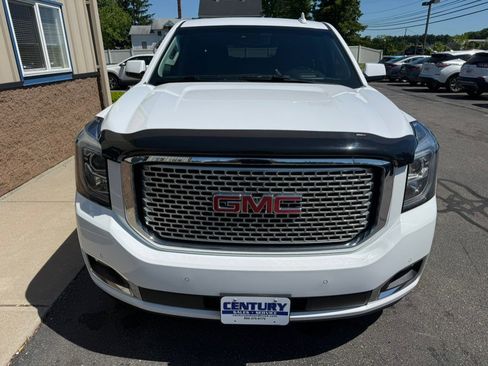 Used 2017 GMC Yukon Denali w/ Open Road Package AWD/4WD image 2