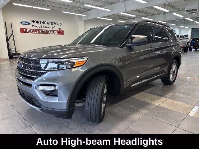 Used 2023 Ford Explorer XLT w/ Equipment Group 202A AWD/4WD image 19