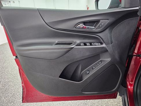 Certified 2022 Chevrolet Equinox Premier FWD image 13