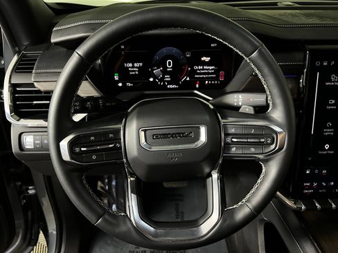 Used 2024 GMC Acadia Denali FWD image 16