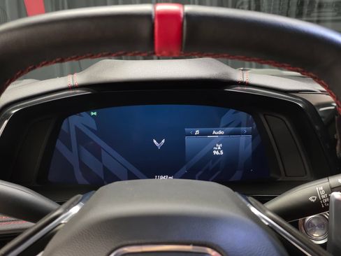 Used 2022 Chevrolet Corvette Stingray Preferred Cpe w/ Z51 Performance Package RWD image 26