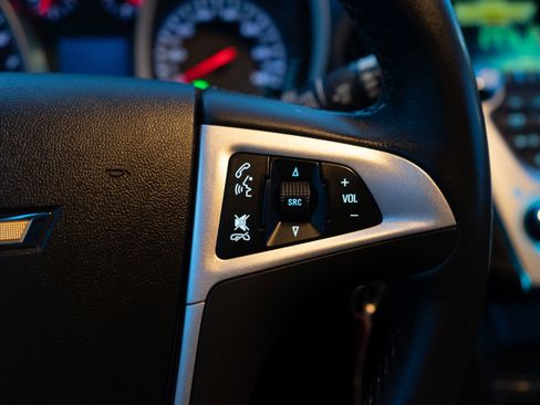 Used 2016 Chevrolet Equinox LT w/ Convenience Package image 17