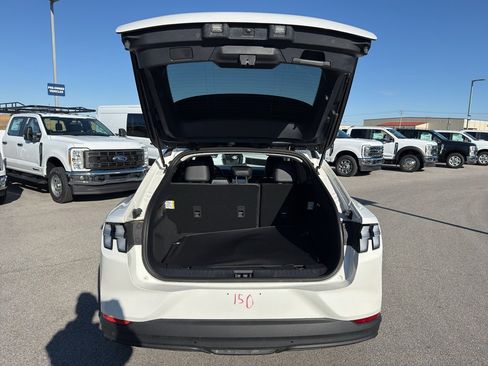 Used 2025 Ford Mustang Mach-E Select w/ Comfort Package Lite image 16