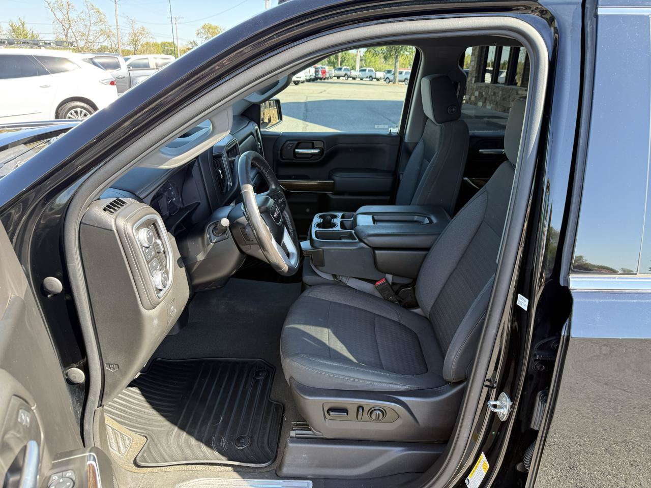 Used 2021 GMC Sierra 1500 SLE AWD/4WD image 12