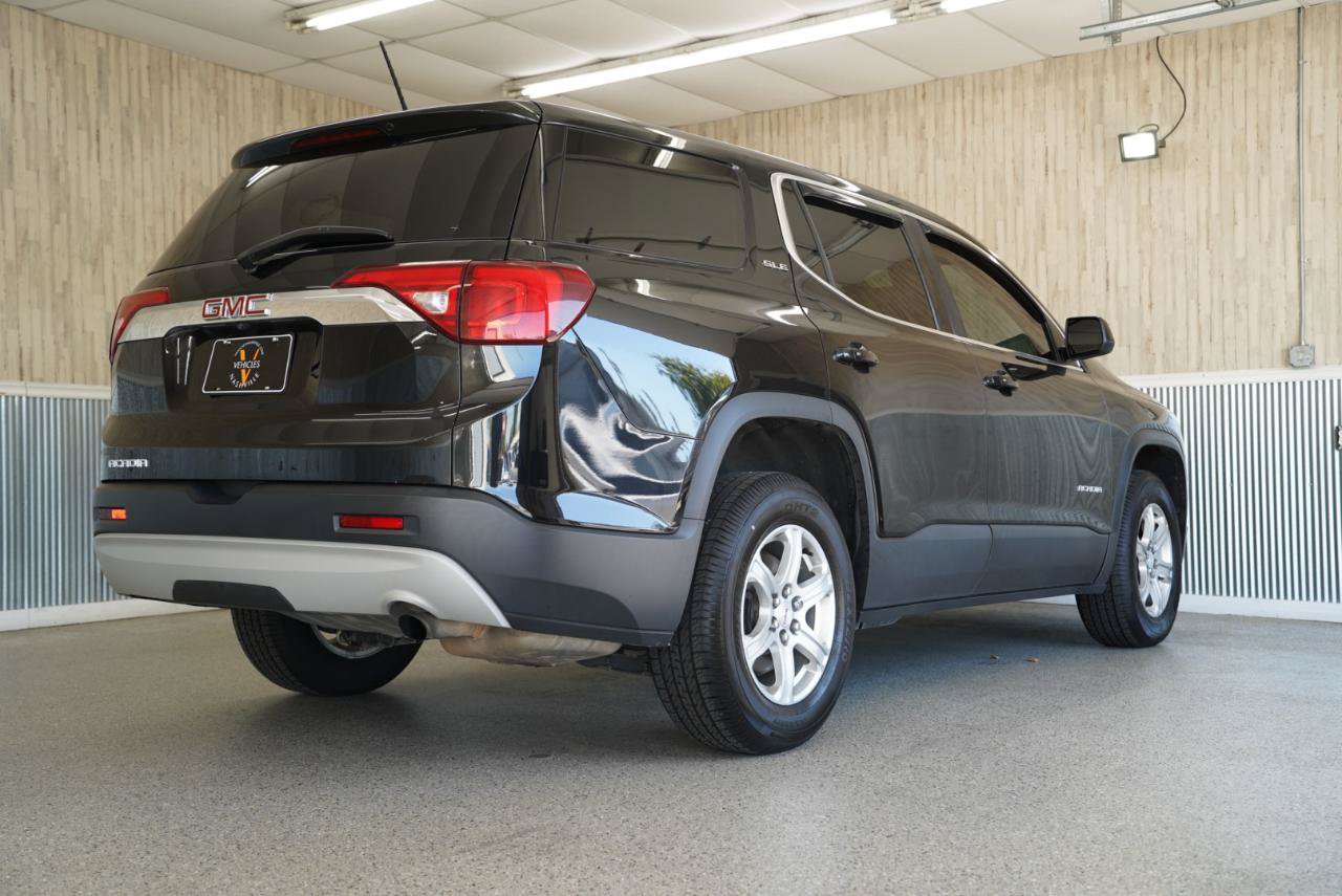 Used 2017 GMC Acadia SLE FWD image 10